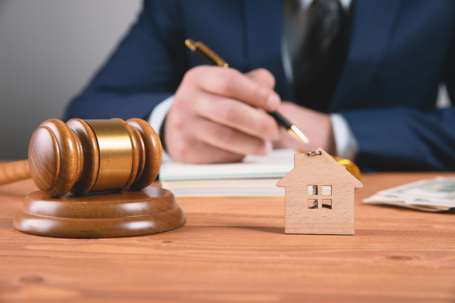 Je koopt een woning met label F en de klok begint bij de notaris
